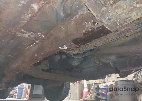 1999 Jeep Cherokee Classic/Sport из США, поврежденный, VIN 1J4FF68S9XL628238